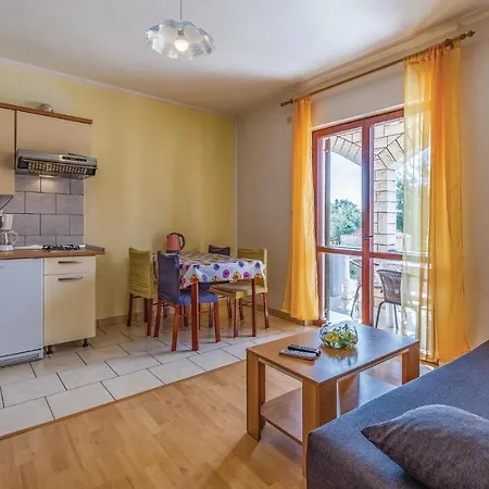 Apartamento One-bedroom In Medulin